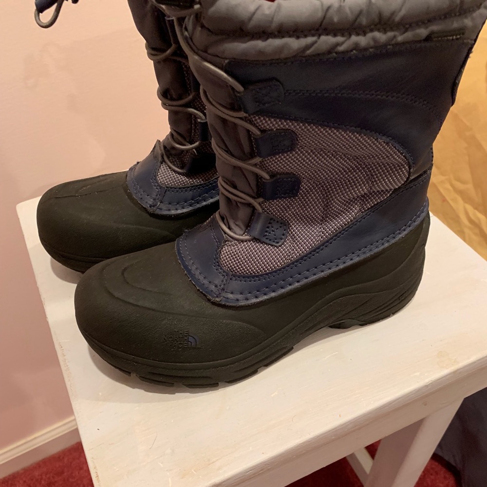 Boys North Face Winter Boots